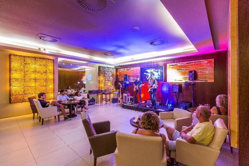 Nau Sao Rafael Suites อัลบูเฟรา ภายนอก รูปภาพ